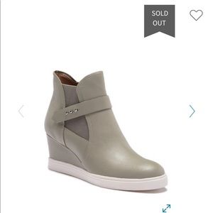 Linea Paolo almost new wedge shoe boot